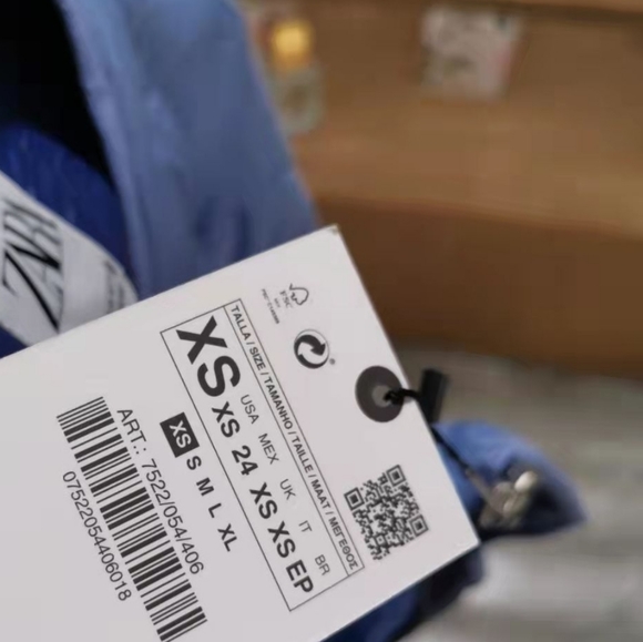 ZARA OVERSIZED QUILTED JACKET - Picture 9 of 9